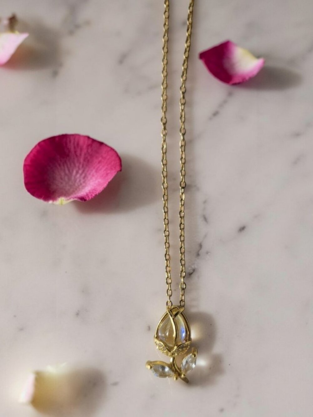 18K Gold Plated Zircon Shimmering White Tulip Necklace